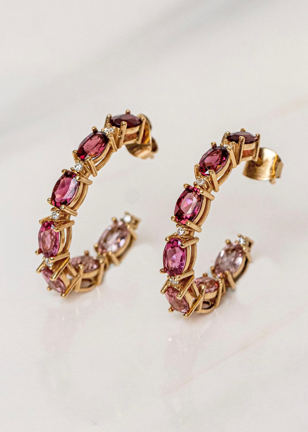 Brinco Argola Rubelita e Diamantes